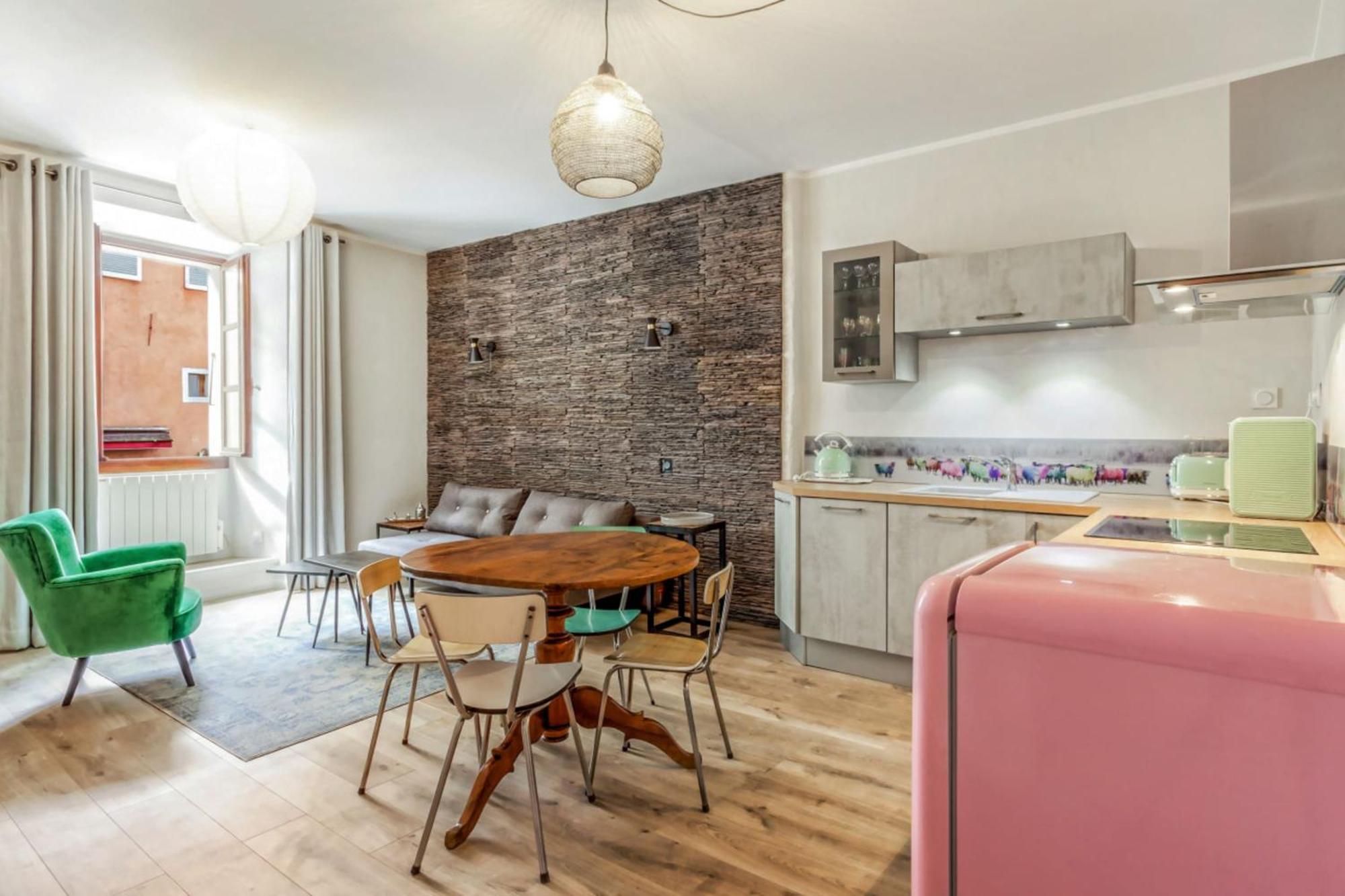 Appartement Sainte Claire Vintage - Welkeys Annecy Eksteriør billede